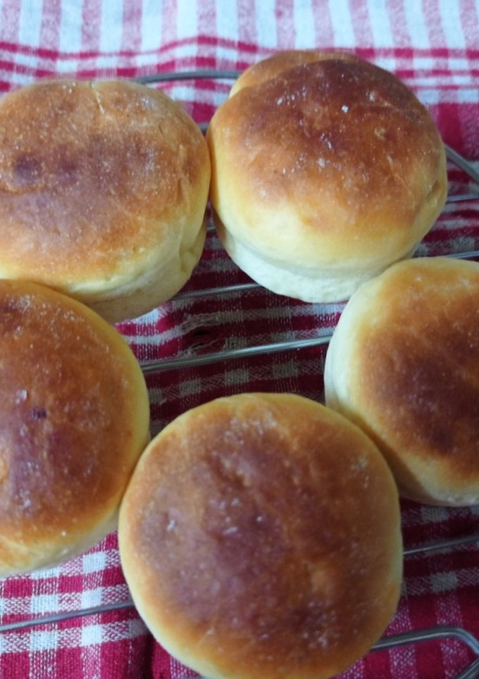 પાવ (Pav Recipe in Gujarati) રેસીપી મુખ્ય ફોટો