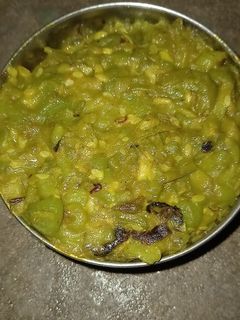 तोरई के साथ बरवटी की सब्जी (torai ke sath barbati ki sabzi recipe in Hindi) रेसिपी मुख्य फोटो