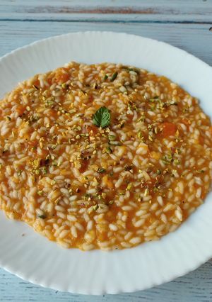 Foto di Risotto con zucca menta e granella di pistacchio