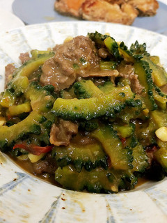 牛肉炒苦瓜 的食譜成品照片