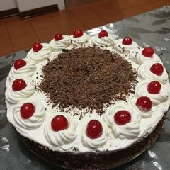 A picture of Black forest Cake.