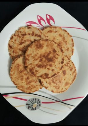 A picture of Crispy sweet bhakhri.