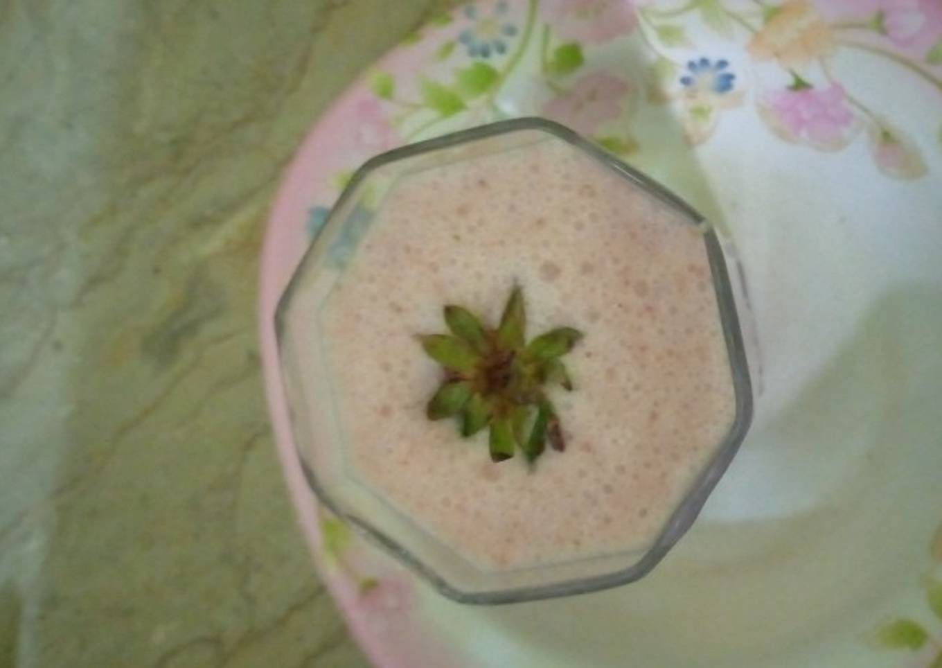 Strawberry milkshake