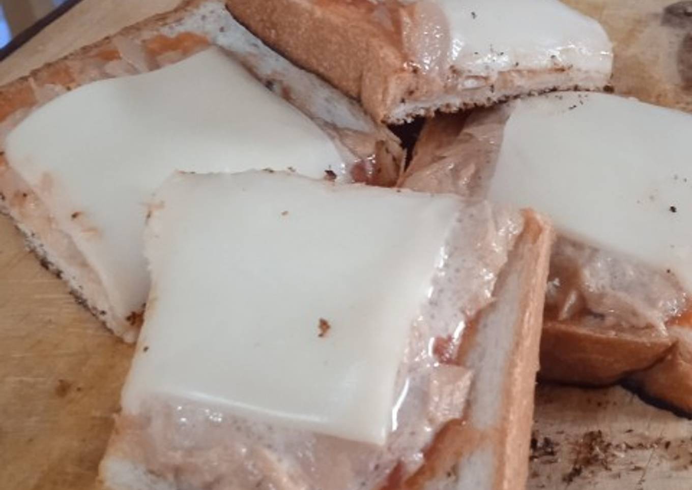Roti Pizza Tuna Teflon
