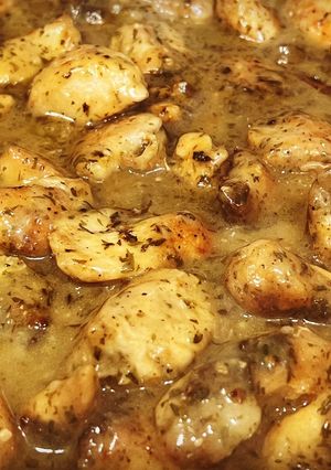 A picture of Garlic Chicken.