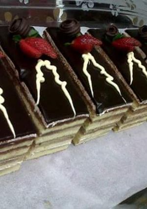 Foto resep Victorian Ganache Layer Cake