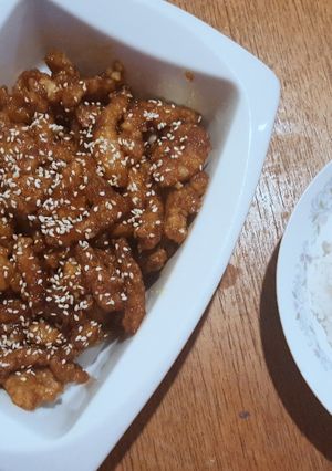 A picture of Tang Culi Ji (Chinnese Sweet Sour Pork).