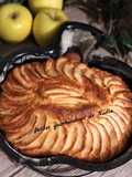 Gâteau aux pommes et mascarpone dans un moule original 😊😊😊