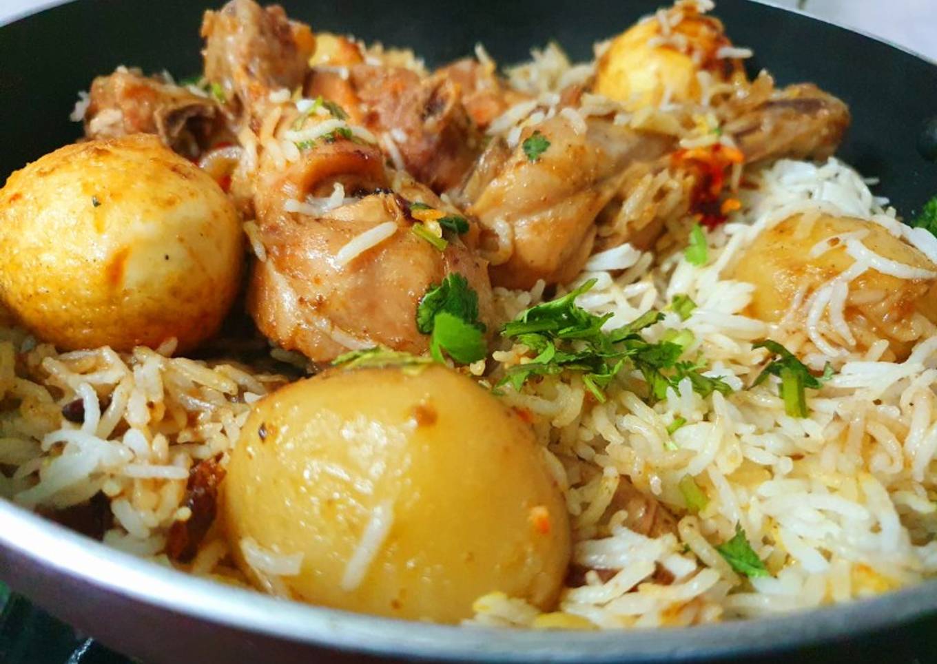 Mughlai Chicken Biryani