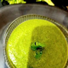 Green chutney A picture of Green chutney.