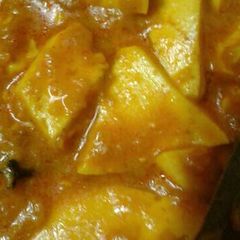 A picture of Shahi paneer.