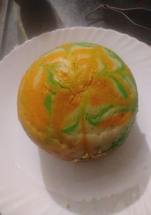तिरंगा केक(tiranga cake recipe in hindi) रेसिपी मुख्य फोटो
