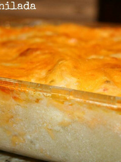 A picture of Easy Cheesy Chicken Enchilada Casserole.