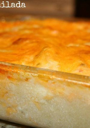 A picture of Easy Cheesy Chicken Enchilada Casserole.