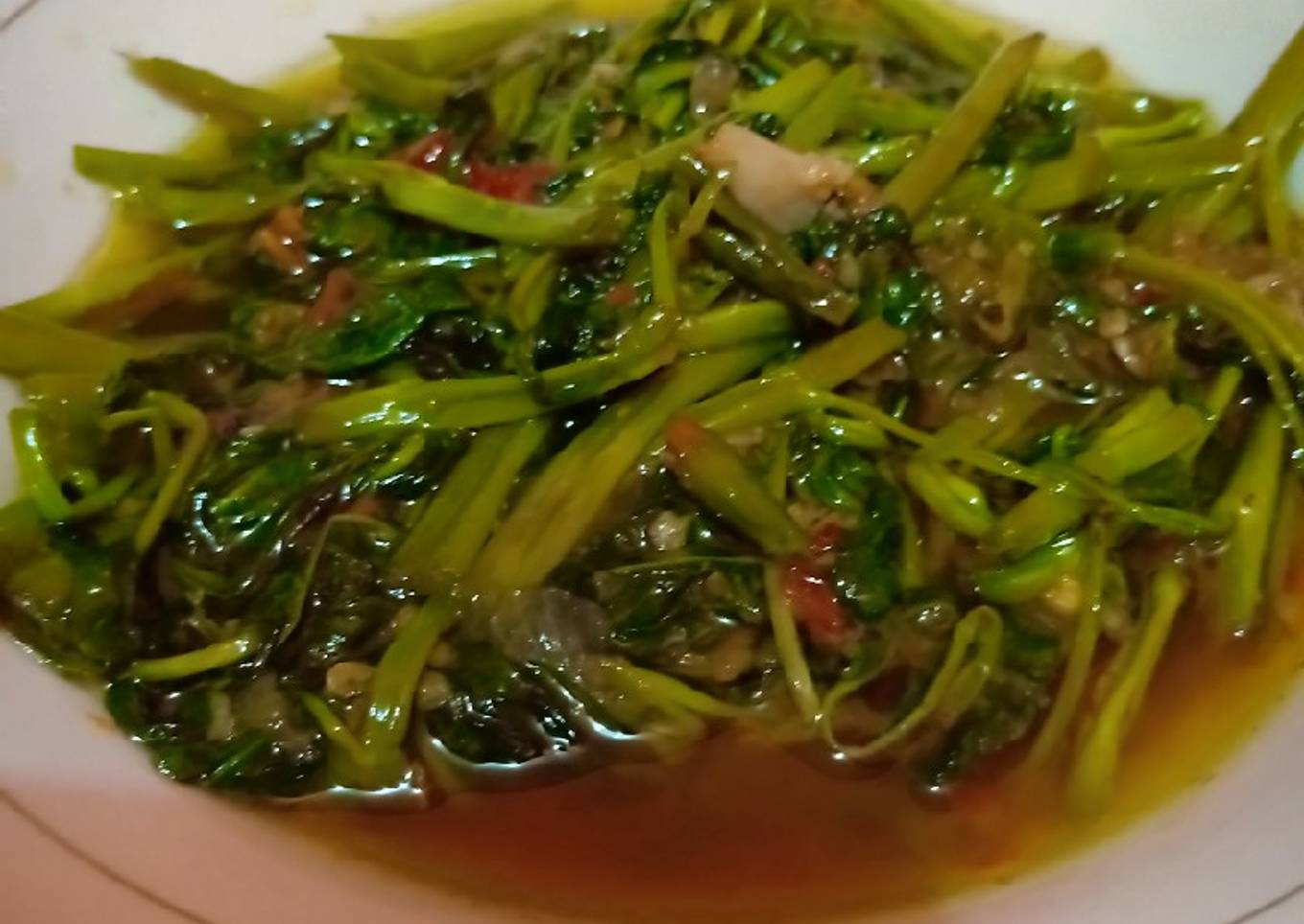 Kah Kangkung dengan terasi