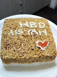 Foto resep 89. Mie goreng ulang tahun (birthday noodle cake)