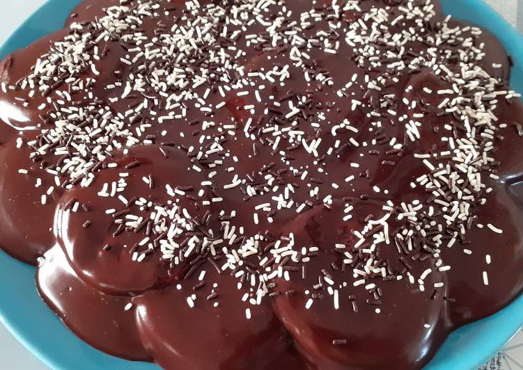Tarta de chocolate y galletas🎂
