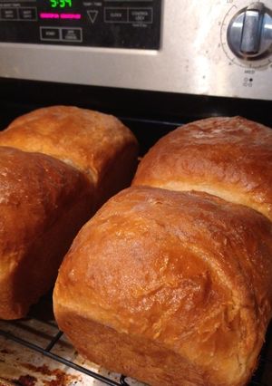 A picture of Nana's Old-fashioned White Bread.