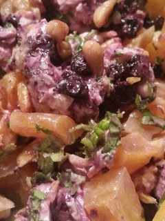 A picture of Apricot & Goat Cheese Salad.