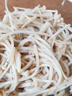 涼拌金針菇 的食譜成品照片