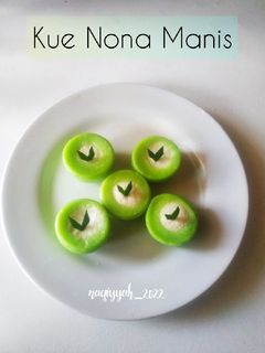 Foto resep 387. Kue Nona Manis (Santan Kara)
