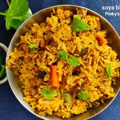 A picture of Soya biriyani.