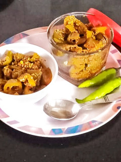हरी मिर्च का अचार (Hari mirch ka achar recipe in hindi) रेसिपी मुख्य फोटो