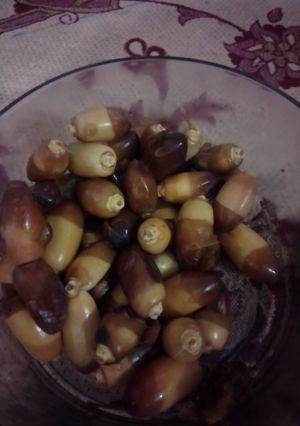 عکسی از دستور نگهداری خرما همینجوری که هست برای زمستون