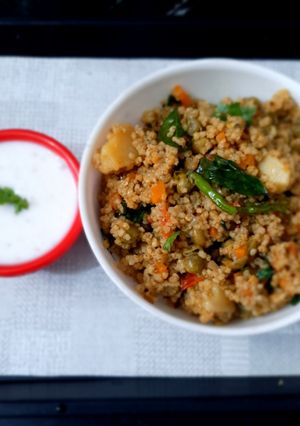 A picture of Kodo Millet khichdi.