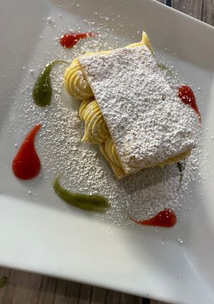 Una foto de Napoleón o masa hojaldre
