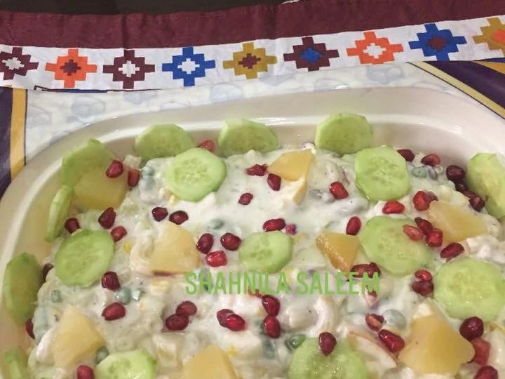 Easy Steps to Prepare Recipe Pizza hut salad that is Delicious, Delicious}