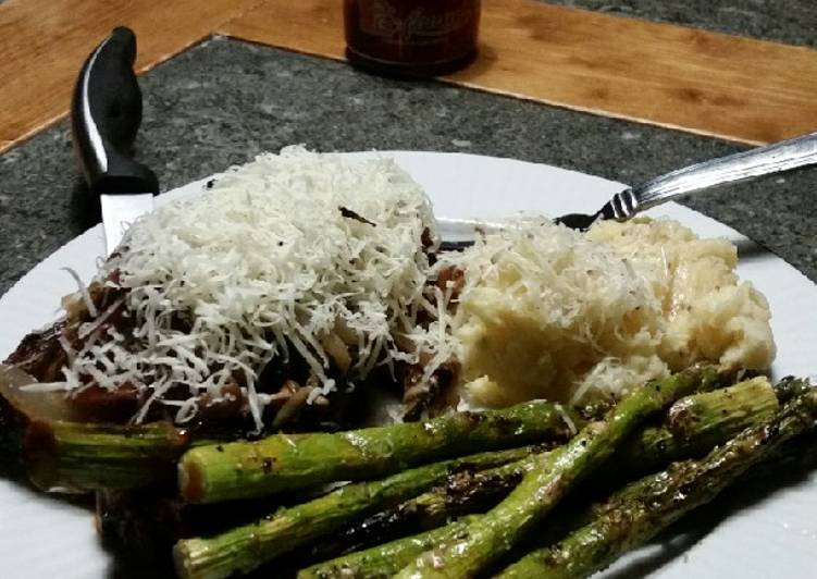 Brad's red wine NY steaks with grilled asparagus