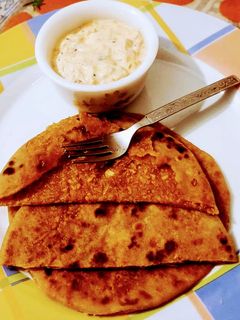 प्याज और गोभी के पराठे(pyaz aur gobhi ke parathe recipe in hindi) रेसिपी मुख्य फोटो
