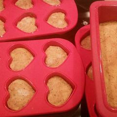 A picture of Gf, EF, & DF Rolls/ bread.