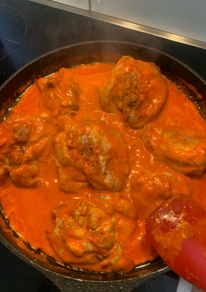 Una foto de Contramuslos en salsa de pimientos