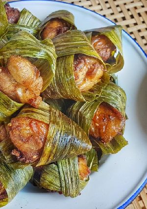 รูปของ ไก่ห่อใบเตย