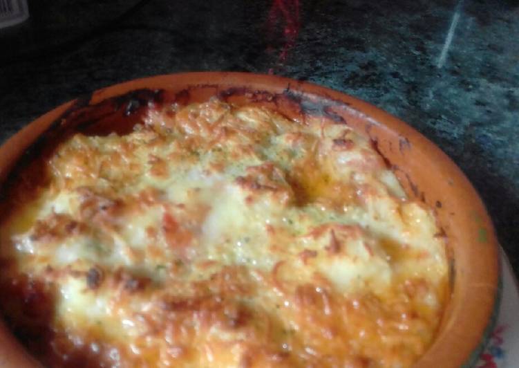 Pastel de carne gratinado