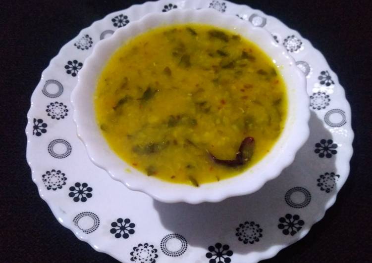 Step-by-Step Guide to Make Any-night-of-the-week Dal palak