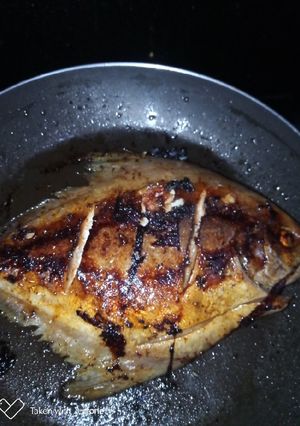 Foto resep Ikan bawal 🐟🐟panggang teflon 🍋🌿