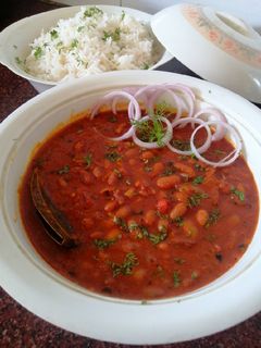 पंजाबी राजमा मसाला(panjabi rajma masala recipe in hindi) रेसिपी मुख्य फोटो