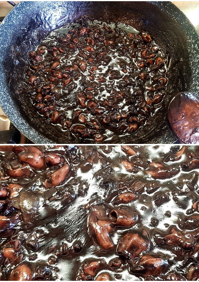 Una foto de Calamarcitos en su tinta encebollados y roneados
