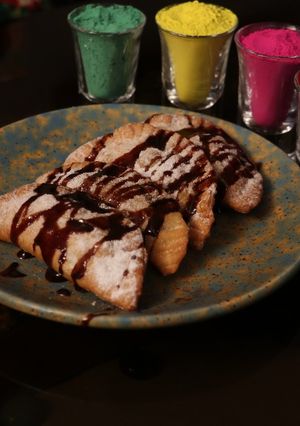A picture of Chocolate gujjiya.