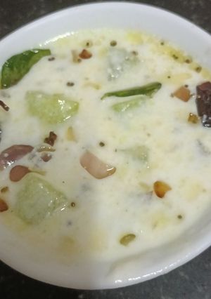 A picture of Cucumber 🥒 Pachadi (Kerela Style Vellarika Pachadi).