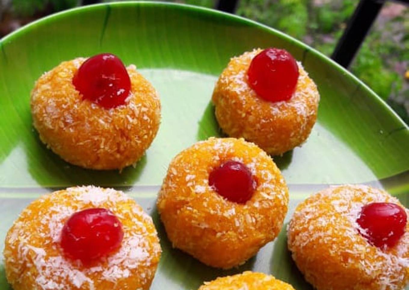 Mango paneer laddoo