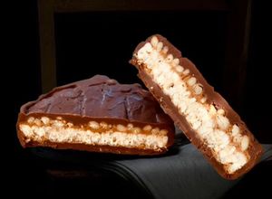 Foto di Cialda di Riso Soffiato, Burro di Arachidi 🥜 Pinoli e Cioccolato 🍫
