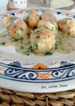 Una foto de Albóndigas de bacalao