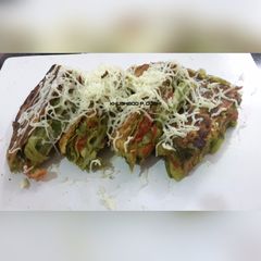 A picture of Bombay style leftover chapati sandwich.