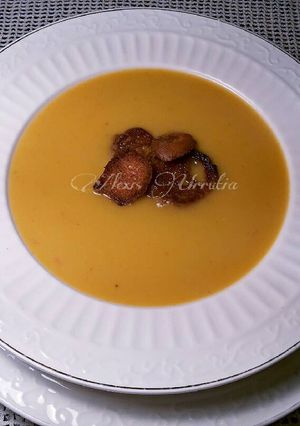 Una foto de Crema de verduras mixtas de ocho verduras