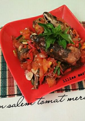 Foto resep Ikan Salem Tomat Merah