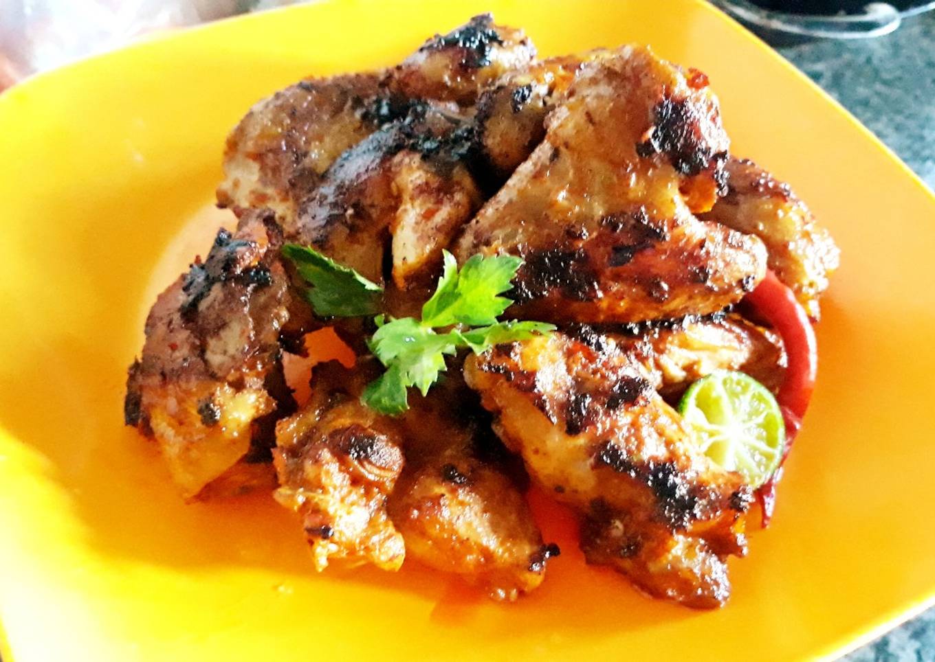 Toasted Chicken with a pan (Ayam panggang teflon)